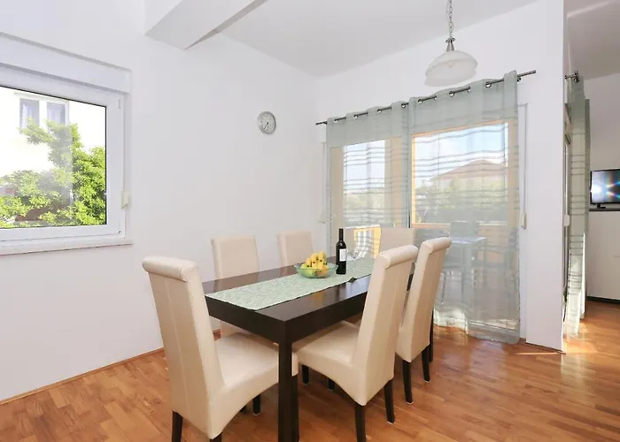 New! Gabriella 4+2, * Privlaka (Zadar)