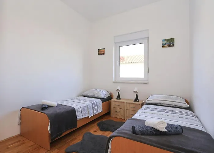 New! Gabriella 4+2, Privlaka (Zadar)